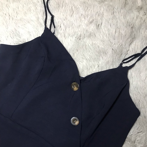 ONLY 1 left!!! Adorable asymmetrical dress. - Picture 4 of 5